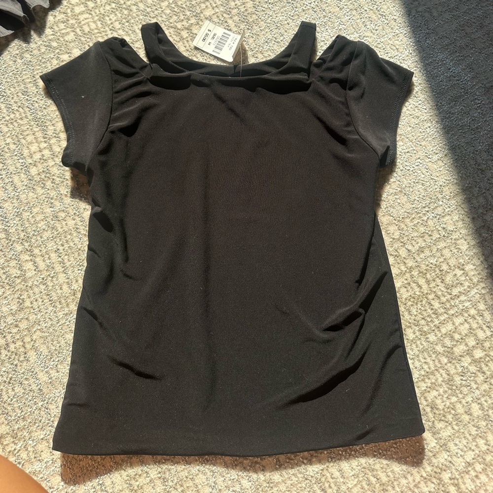 Black tshirt